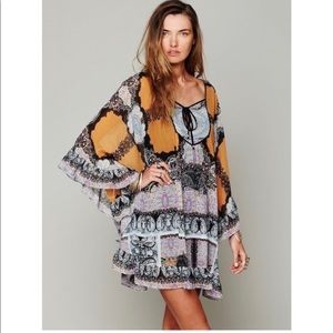 ISO this dress in size Large ISO